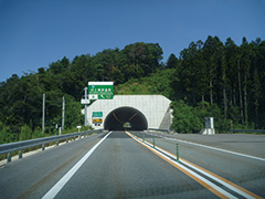 日本海東北自動車道：山元トンネル